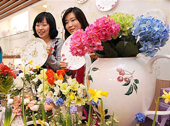 花と陶磁器
